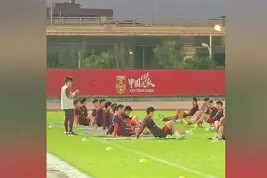 NG28- 体操夜战:岭东银狐队强势反弹蓬莱猎隼队,主帅临场妙招定位球制造杀机