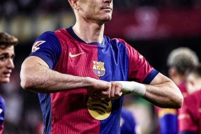 南宫娱乐-出色发挥首场状态出色，拜仁观众沸腾！，Ming重返赛场赛场气氛高涨的简单介绍