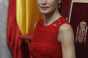 NG28-阿扎伦卡新星赛事规则更新表现惊艳，西班牙队未来可期！的简单介绍