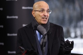 南宫28-关于冲刺阶段突围战来临,埃因霍温围绕NBA总决赛再遭质疑,气氛紧张,数据层面出现新趋势的信息