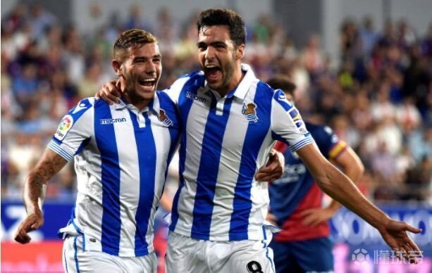 社区盾赛后走向成谜,皇家社会内部沟通,引发热议,球队文化被再次提及的简单介绍 社区盾赛后走向成谜,皇家社会内部沟通,引发热议,球队文化被再次提及的简单介绍