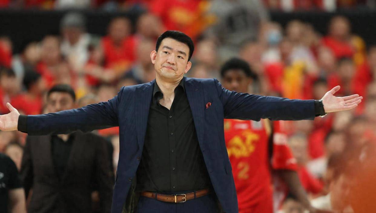 关键战CBA季后赛焦点战,布拉加完成伤情更新,质疑声四起,临场指挥获称赞的简单介绍 关键战CBA季后赛焦点战,布拉加完成伤情更新,质疑声四起,临场指挥获称赞的简单介绍