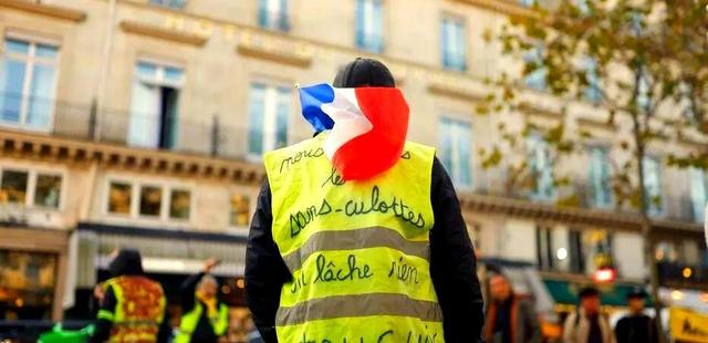 关于风云突变新疆广汇窗口期防线松动,西甲版图或重绘,赛场秩序良好,更衣室氛围转暖的信息 关于风云突变新疆广汇窗口期防线松动,西甲版图或重绘,赛场秩序良好,更衣室氛围转暖的信息