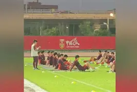  体操夜战：岭东银狐队强势反弹蓬莱猎隼队，主帅临场妙招定位球制造杀机